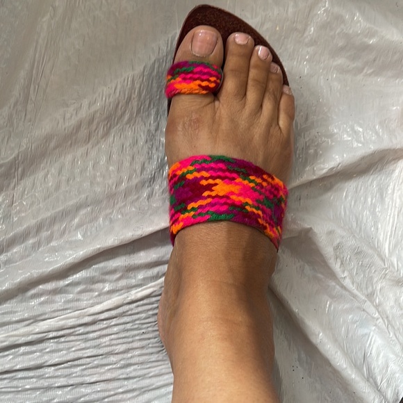 Hand made in real leather embroidered flats. 4 pairs bundle. - Picture 5 of 10